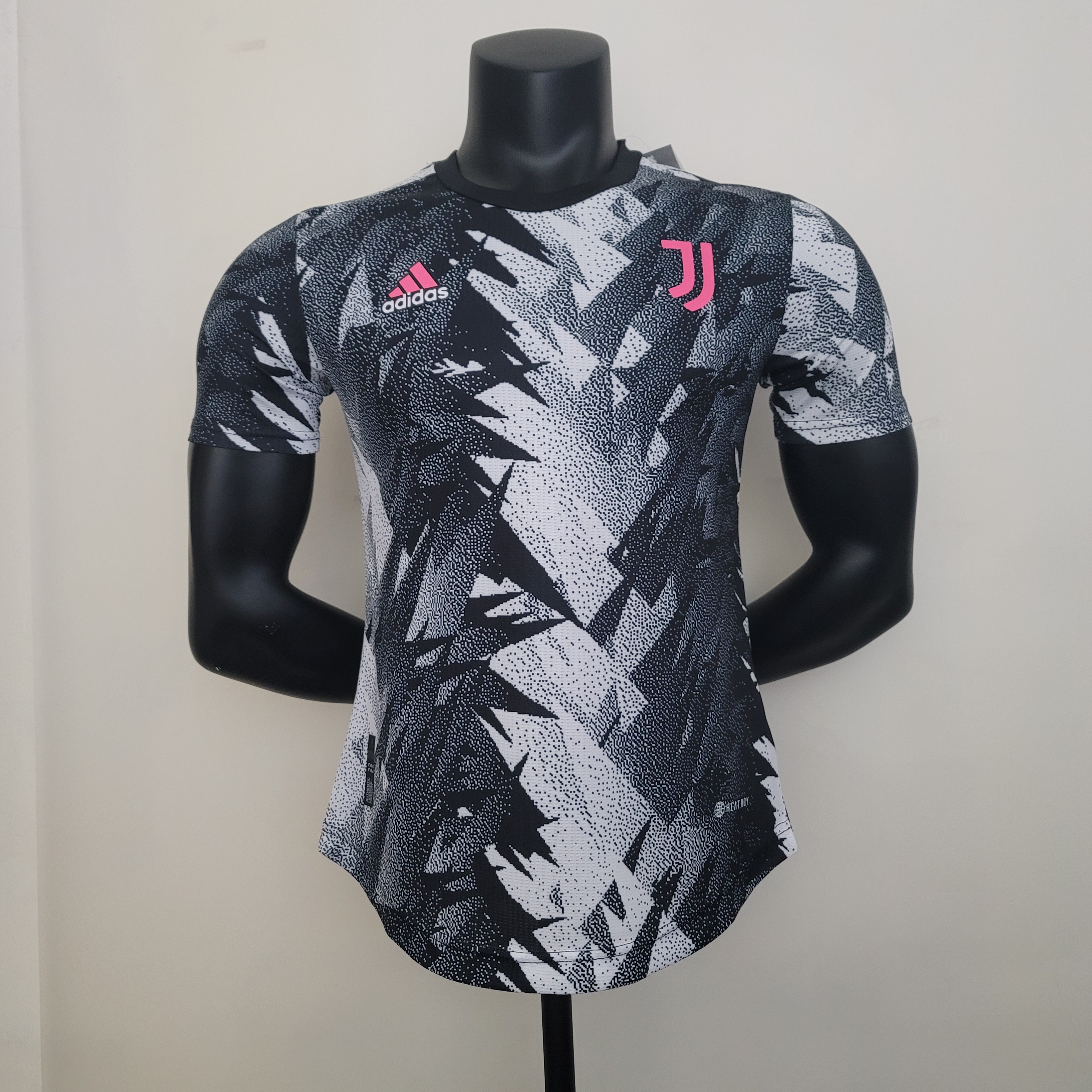 Juventus 23-24 Black Speical Edition Jersey - Player Version